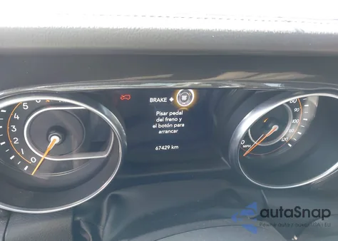 2022 Jeep Wrangler Unlimited Sahara Altitude 4X4 z USA, uszkodzony, nr VIN 1C4HJXEG3NW102752